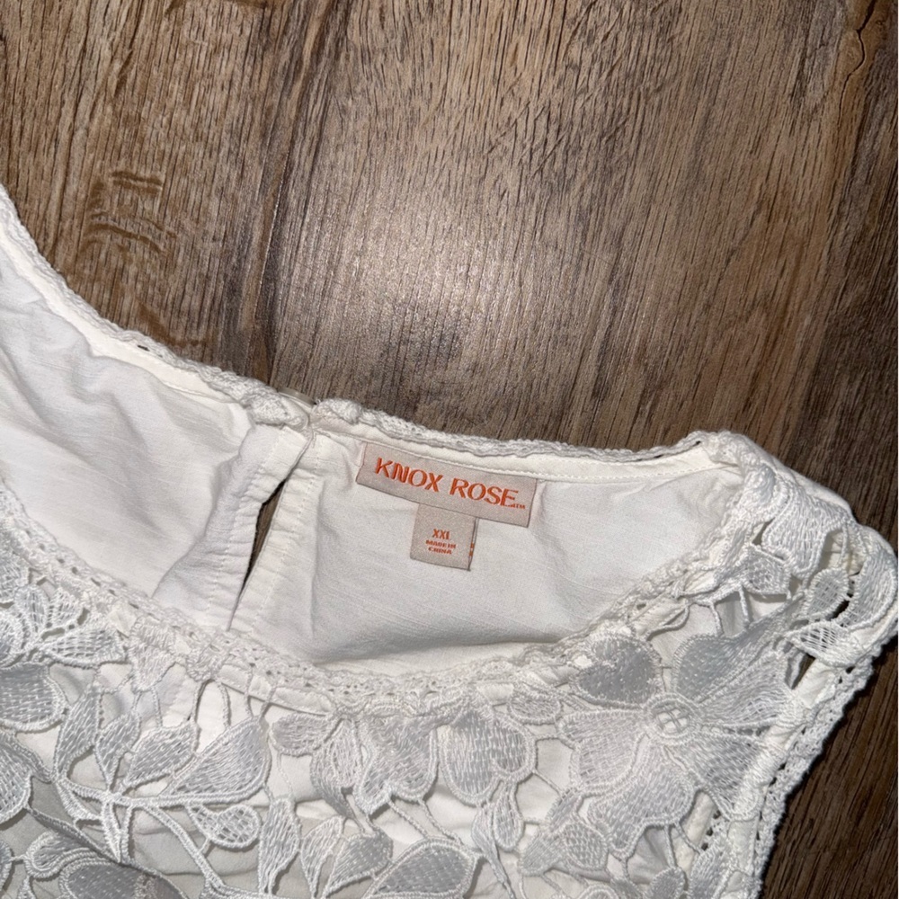 Knox Rose • Lace Top Cotton Dress - Picture 4 of 10